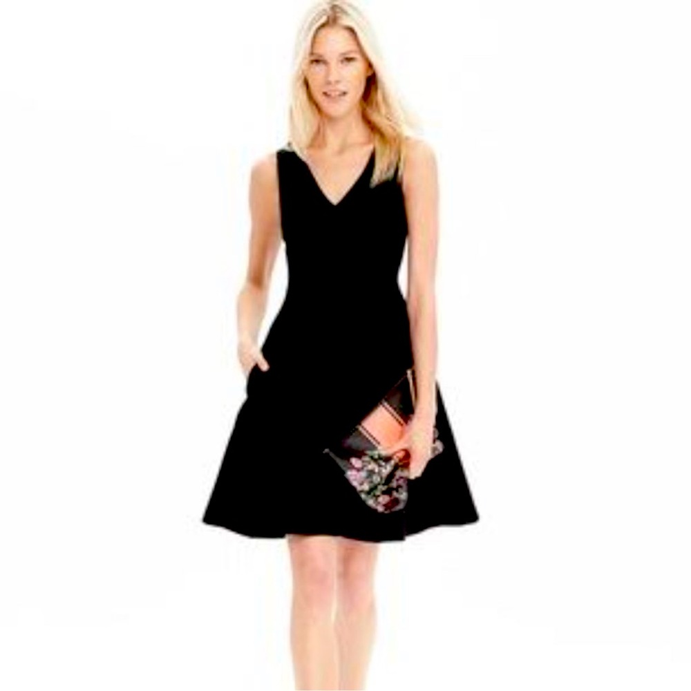 Banana republic pointe and flare black dress